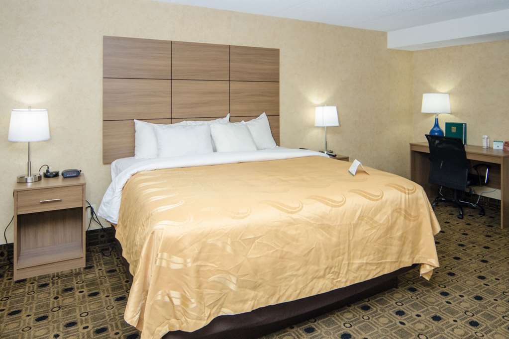 Quality Inn & Suites Coldwater Near I-69 Habitación foto